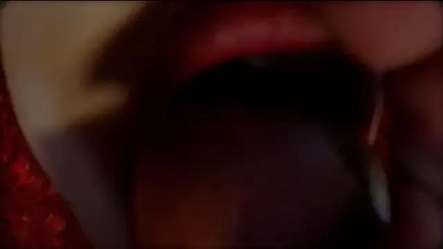 Freechat HeidiCox on StripChat