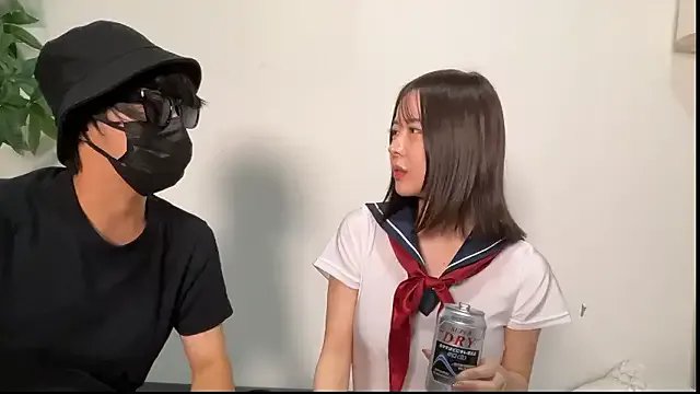 Freechat hinata_chan3 on StripChat