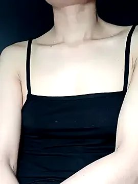 Freechat Hinna_x on StripChat