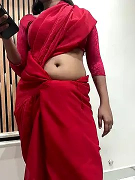 Freechat Hot_Mayra25 on StripChat