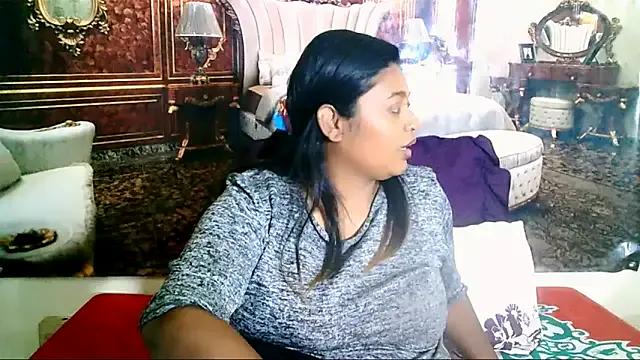 Freechat IndianYummy on StripChat