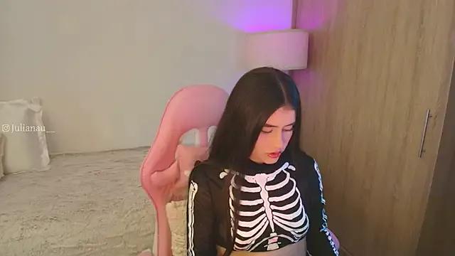 StripChat iriswest_ is Private iriswest_ — Bounce ride dildo + oil + plug.