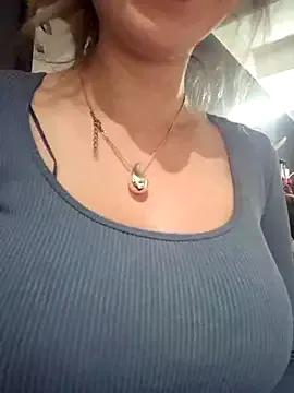 Freechat Isabella_Varella on StripChat