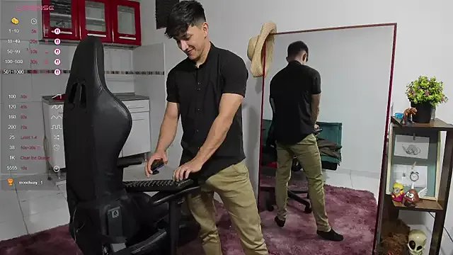 Freechat jacques_cardiet on StripChat