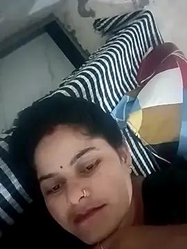 JULEE-740 — Full nude in public