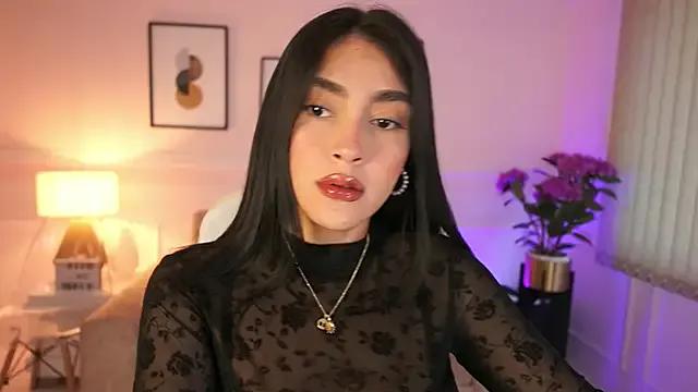 StripChat JulesBenett is Private JulesBenett —   CATWOMAN, dance for me