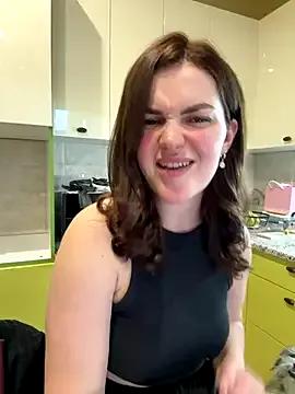 Freechat Karolina_llove on StripChat