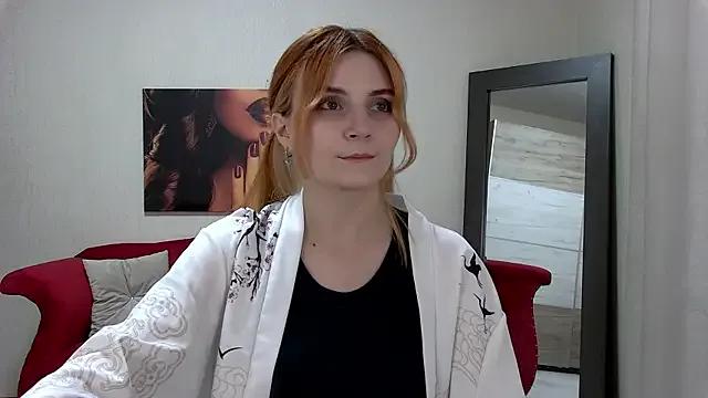 KellyStone on StripChat 