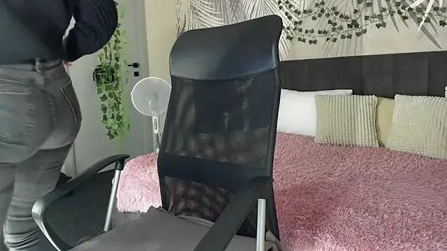 StripChat Kira_Key is Freechat Kira_Key — oil your ass