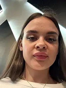 StripChat KristiRich is Freechat KristiRich — Naked+pussy play