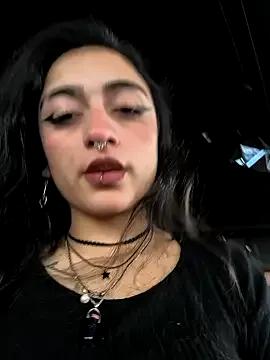 StripChat Lila_Desiree is Freechat Lila_Desiree — Walking barefoot in public