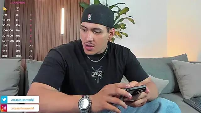 Freechat lucasanto_ on StripChat