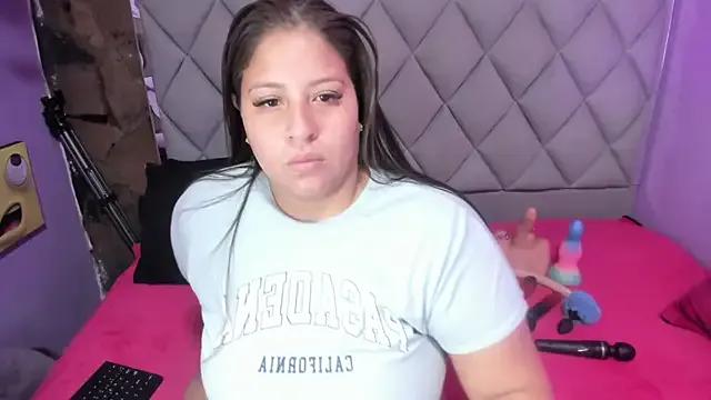 Freechat Luisanakoi777_ on StripChat