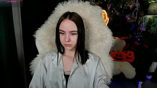 StripChat MarySparkle is Freechat MarySparkle — Put on stockings