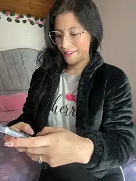 Private Mia_salinass on StripChat