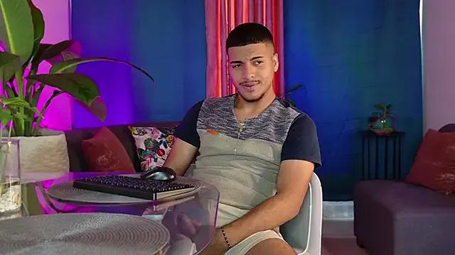 Freechat michel_g1 on StripChat