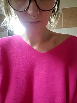MissMialicious on StripChat 