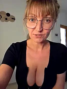 MissMialicious — :gift: unreleased real cock Video :gift: