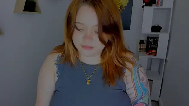 MoonLghte on StripChat