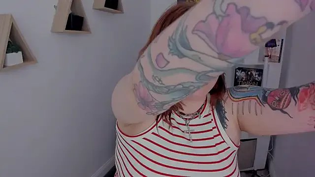 MoonLghte on StripChat