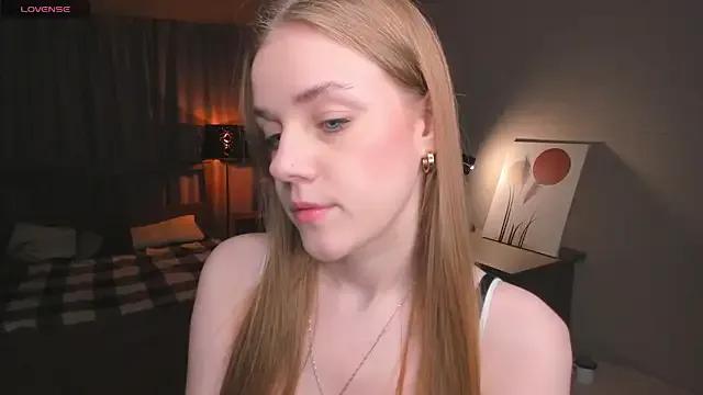 StripChat OdellaFrake is Freechat OdellaFrake — kiss mysterious