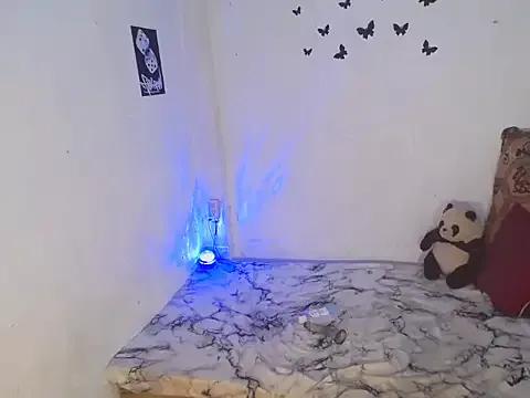 Freechat PrettyMeh on StripChat