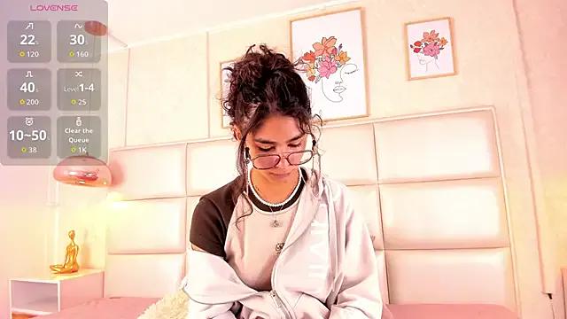 StripChat Puffy_Hearts is Freechat Puffy_Hearts — Spread my ass and rub asshole