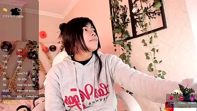 StripChat Punkys_ is Freechat Punkys_ — spread legs with show pussy