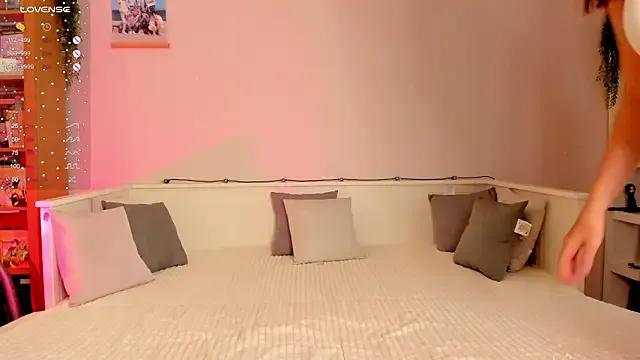 Freechat pusi_musi on StripChat