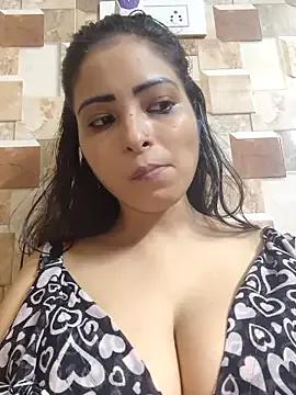 QUEEN-ADITI on StripChat 