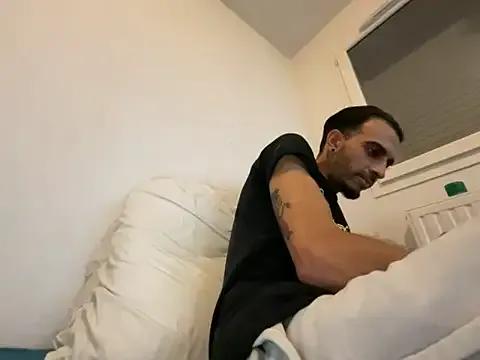 Rebeu313 — Big cum live 