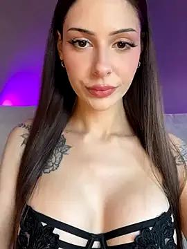 Sassy-Susie — Freechat on StripChat