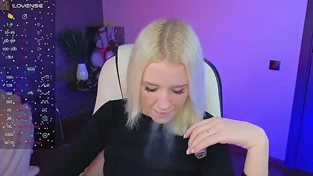 StripChat Selenatrend is Freechat Selenatrend — On a dream