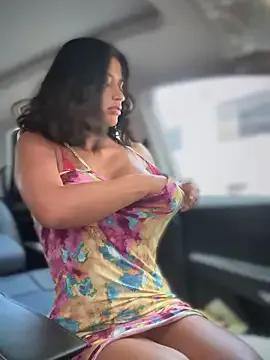 StripChat sexi_noemi is Freechat sexi_noemi — naked, stick my feet out the window