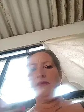 Freechat Sexy-Woman-Mature on StripChat