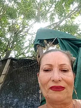 Freechat Sexy-Woman-Mature on StripChat