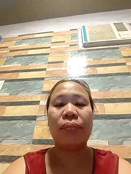 Freechat squirtshantal on StripChat