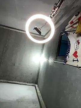 Sunny_lotus on StripChat 