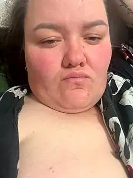 SunnyLeila2101 on StripChat 