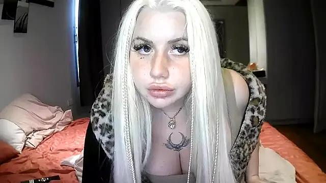 TiaDoll — FINGER PUSSY