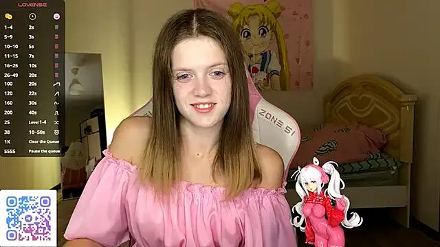 VibeQueenLucy — Private on StripChat