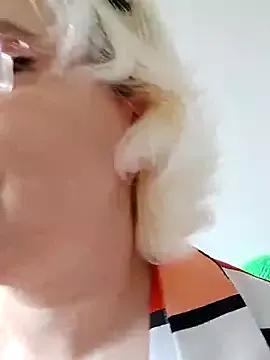 StripChat VikaKing is Freechat VikaKing — Pussy