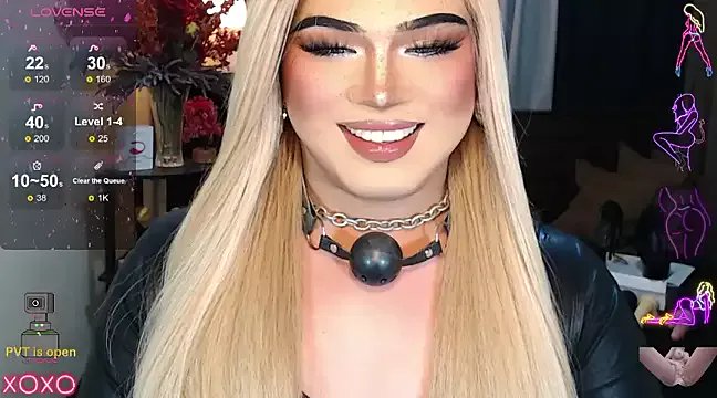 Freechat WebCumGoddes69 on StripChat