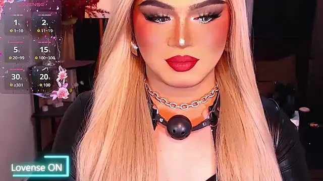 Freechat WebCumGoddes69 on StripChat