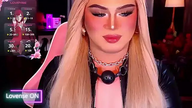 Freechat WebCumGoddes69 on StripChat