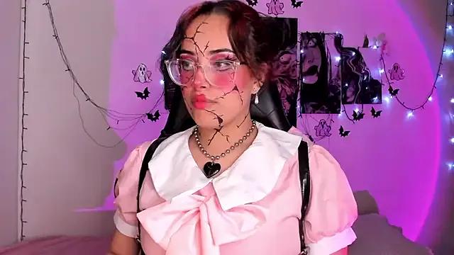 StripChat willow_poisson is Private willow_poisson — deep throat, drooling saliva on tits